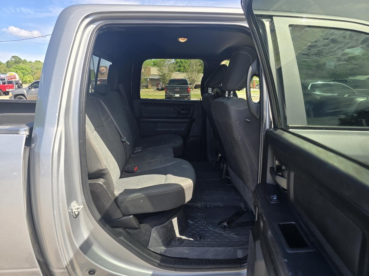 RAM 2500 Tradesman Crew Cab SWB 4WD 2021