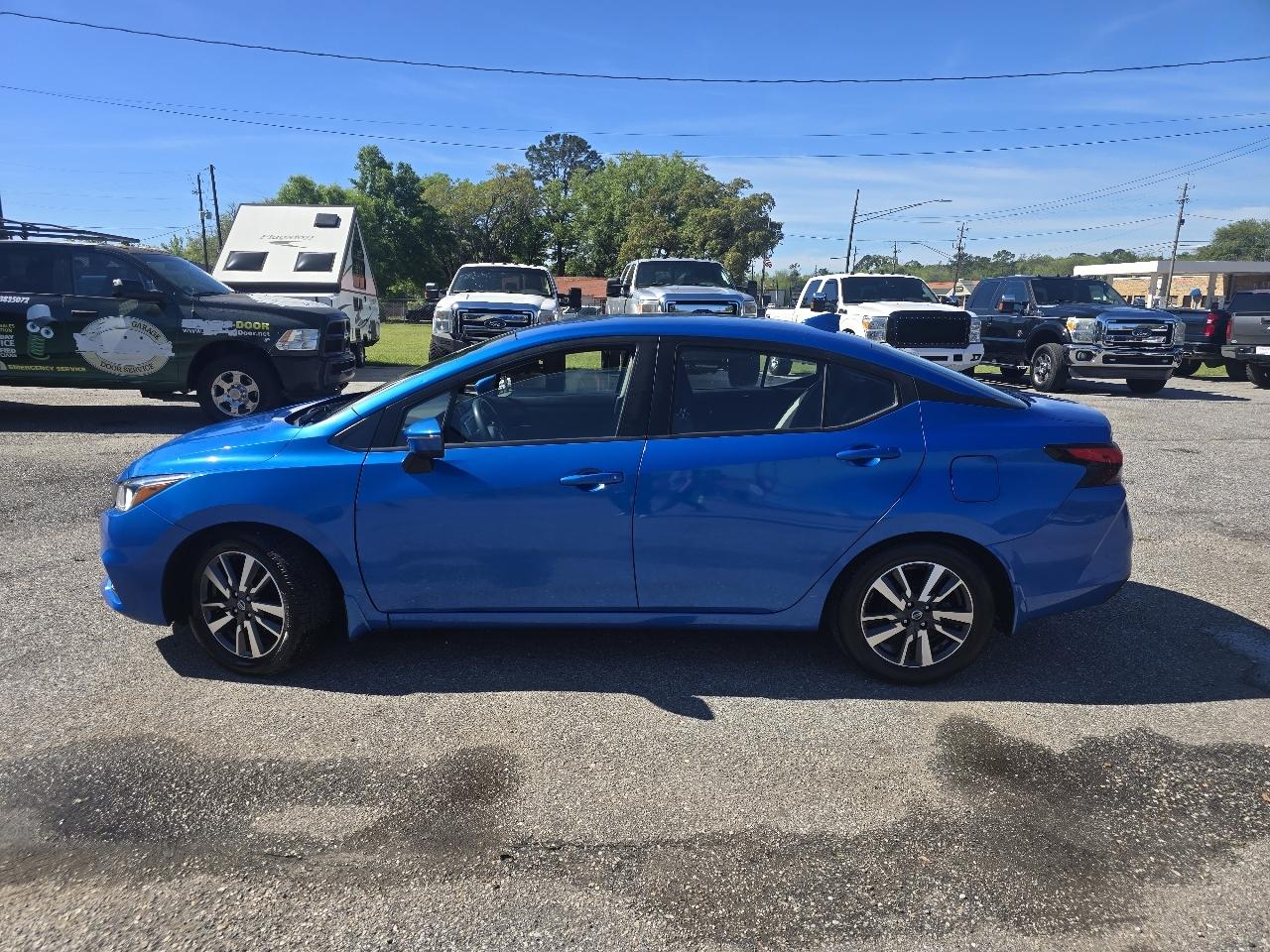 Nissan Versa SV 2021