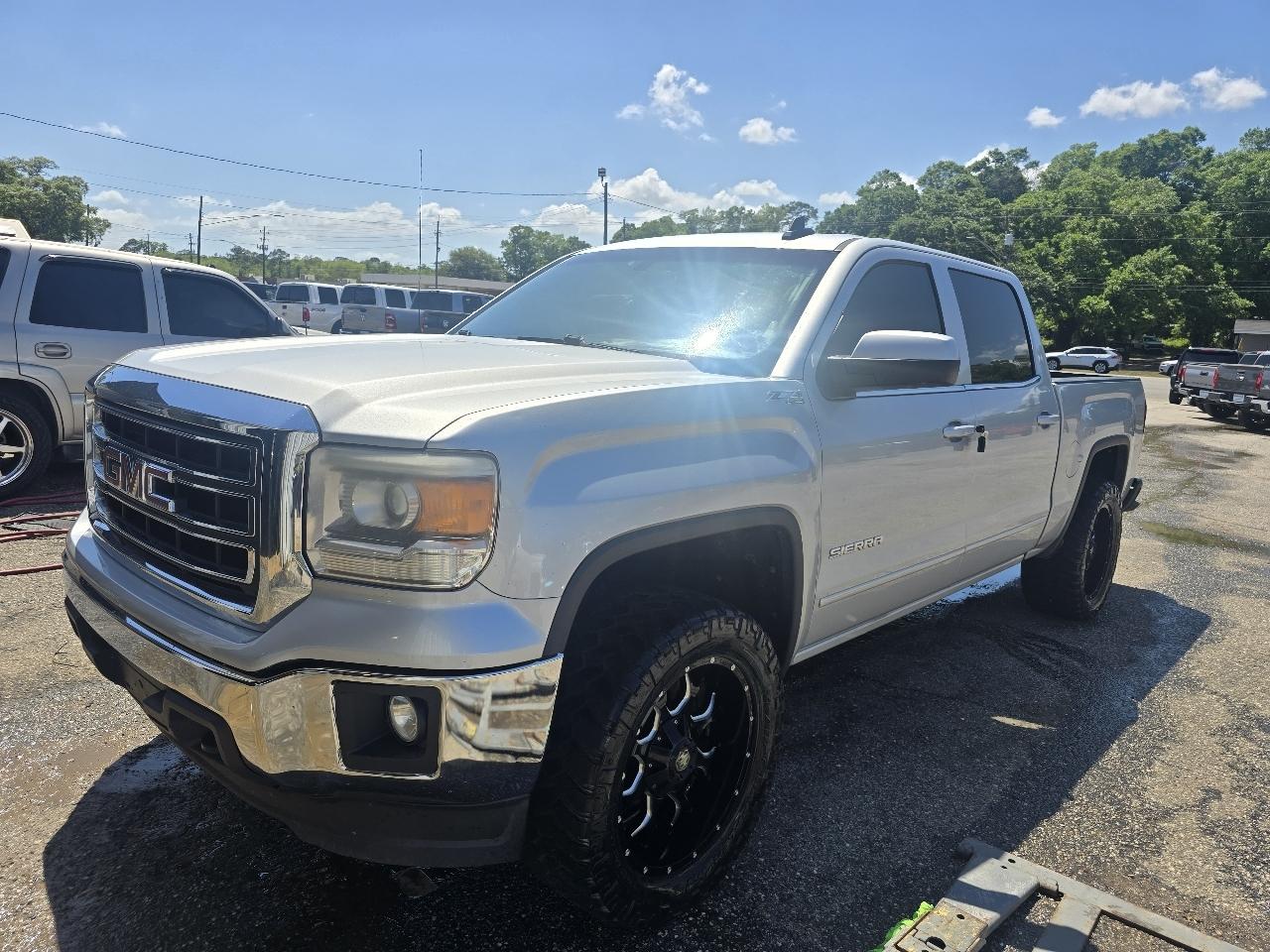 GMC Sierra 1500 SLE Crew Cab 4WD 2015
