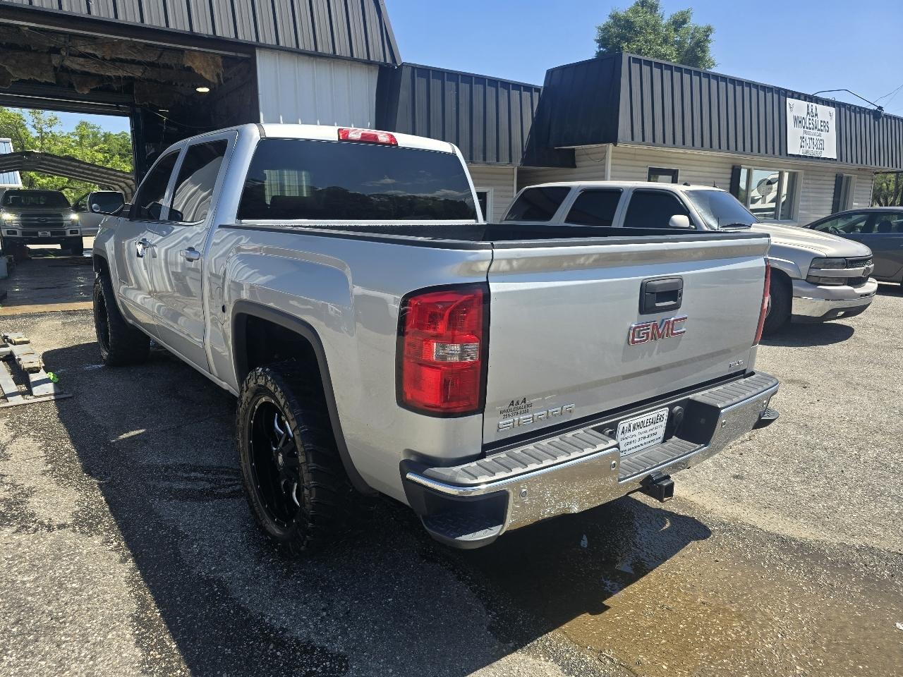 GMC Sierra 1500 SLE Crew Cab 4WD 2015