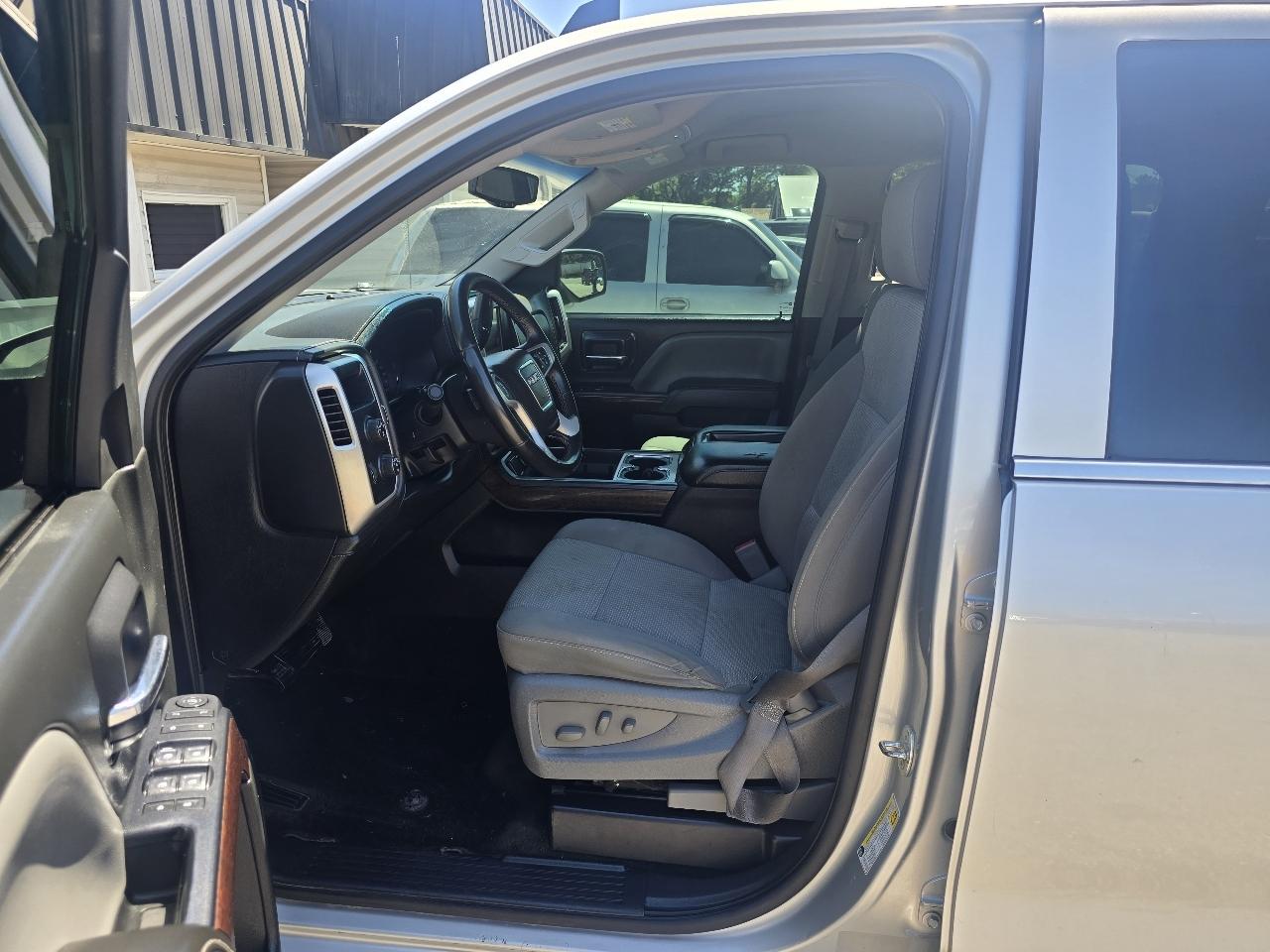 GMC Sierra 1500 SLE Crew Cab 4WD 2015