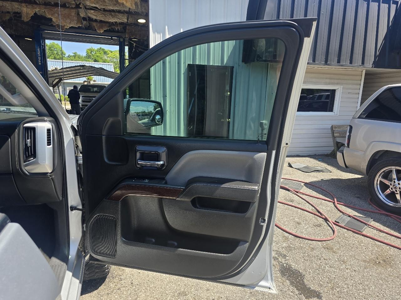 GMC Sierra 1500 SLE Crew Cab 4WD 2015