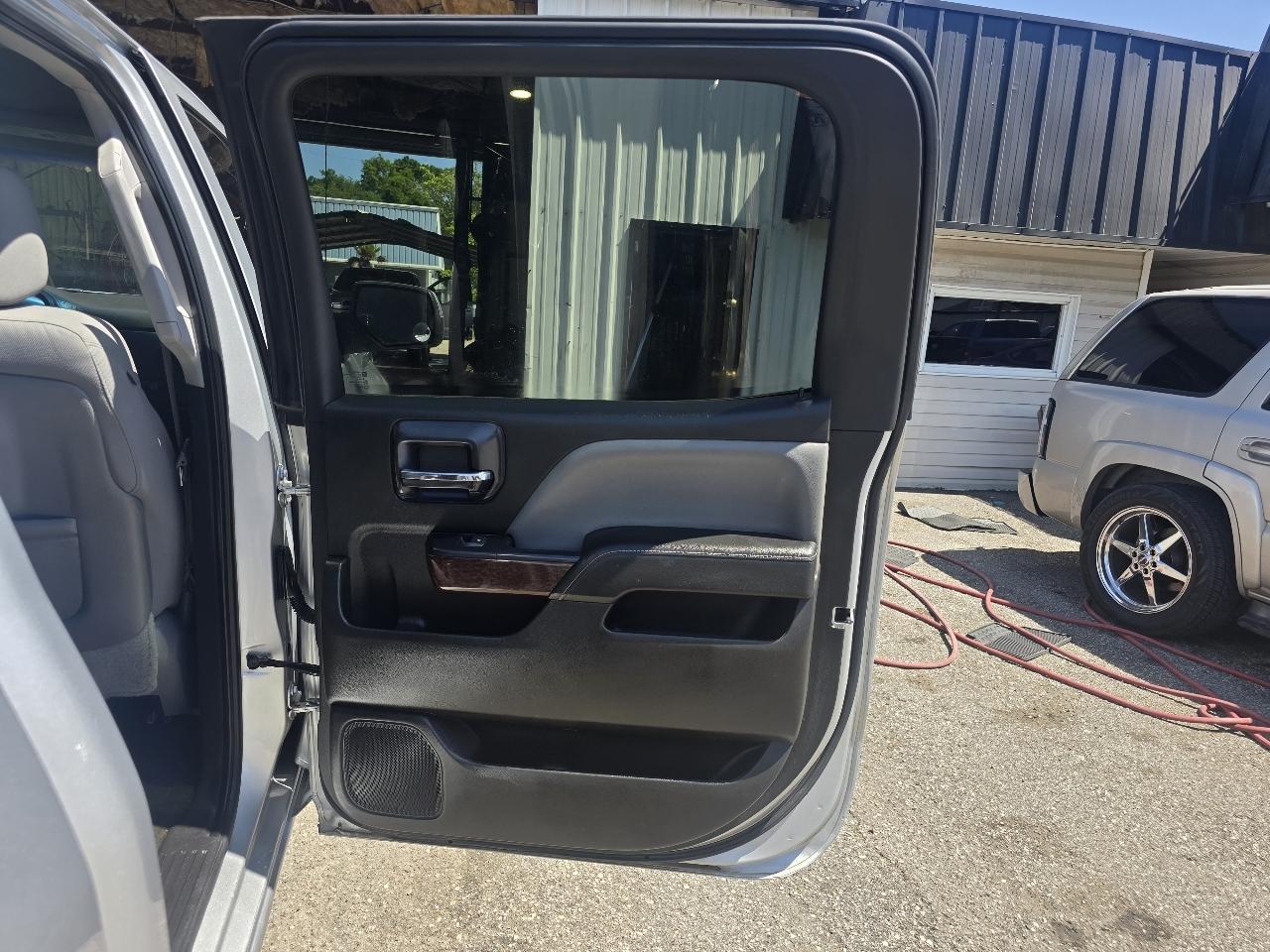 GMC Sierra 1500 SLE Crew Cab 4WD 2015