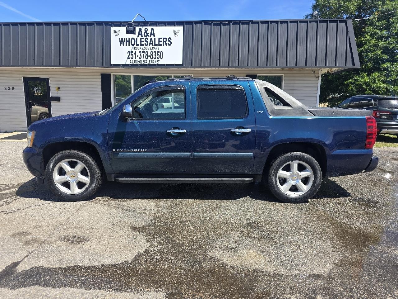 Chevrolet Avalanche LTZ 2WD 2007