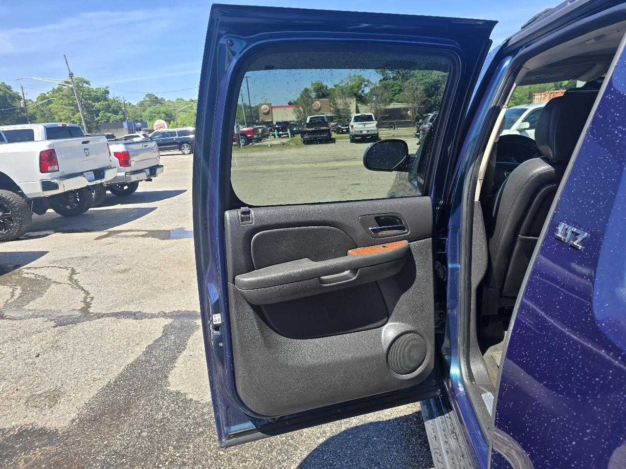 Chevrolet Avalanche LTZ 2WD 2007