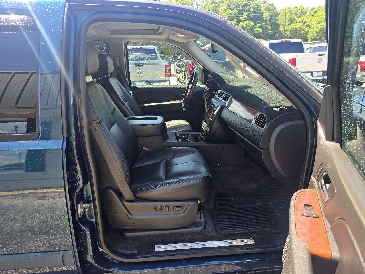 Chevrolet Avalanche LTZ 2WD 2007