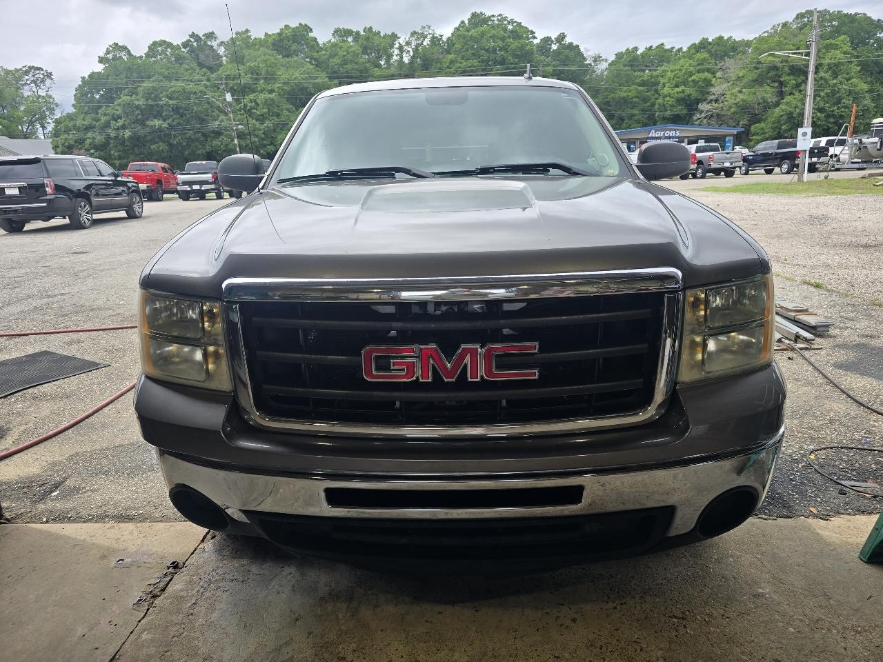 GMC Sierra 1500 SLE Crew Cab 2WD 2009