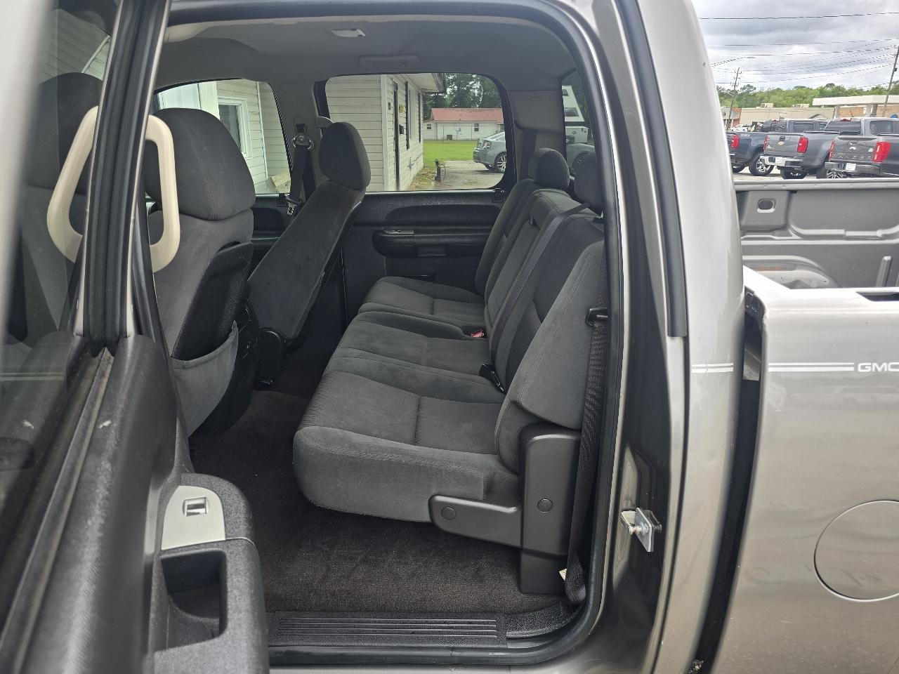 GMC Sierra 1500 SLE Crew Cab 2WD 2009