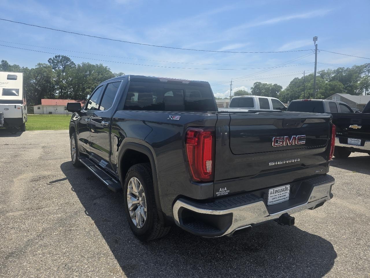 GMC Sierra 1500 SLT Crew Cab Long Box 4WD 2019