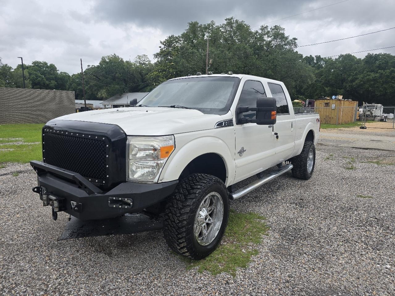 Ford F-250 SD XLT Crew Cab Long Bed 4WD 2016
