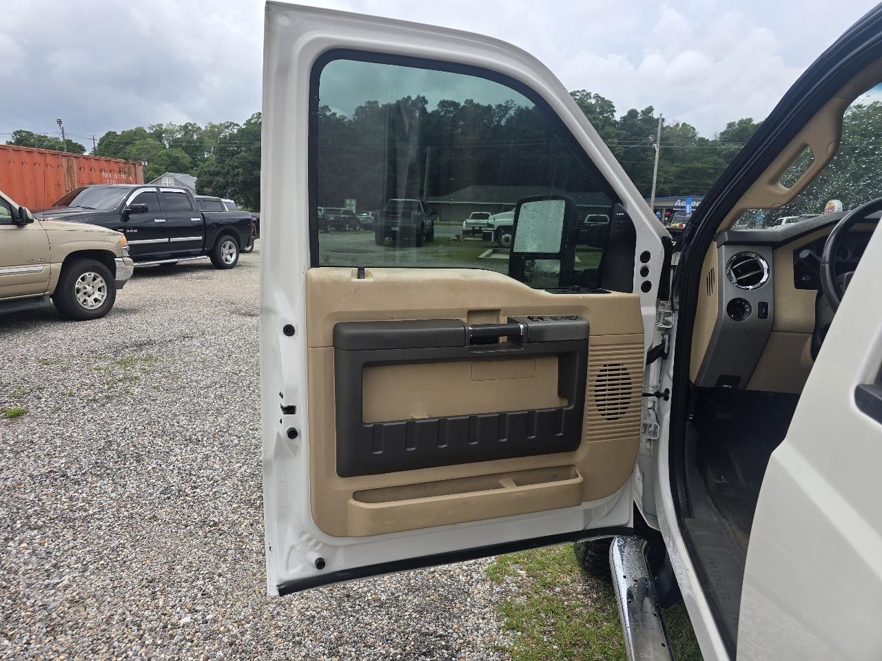 Ford F-250 SD XLT Crew Cab Long Bed 4WD 2016