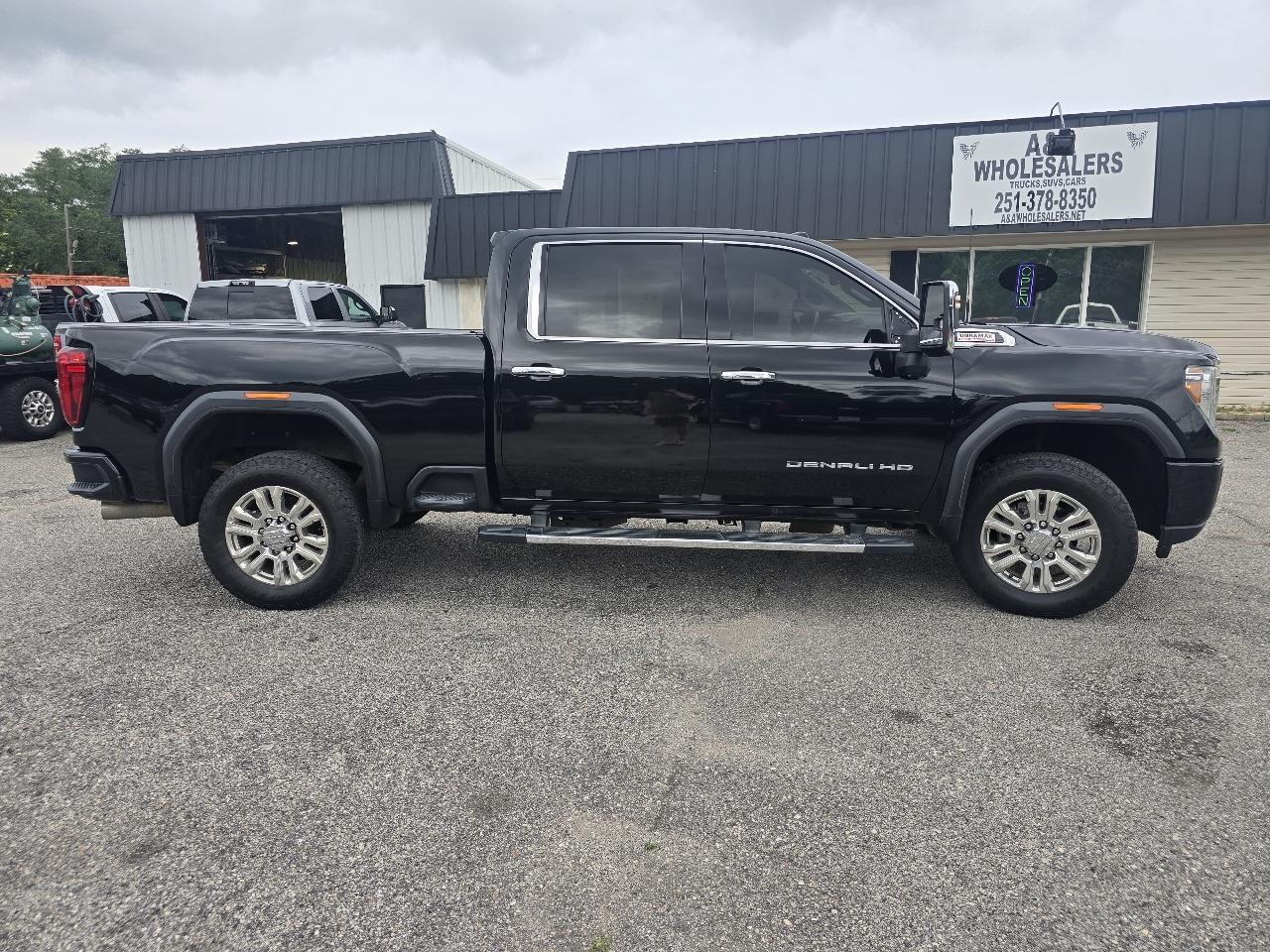GMC Sierra 2500HD Denali Crew Cab 4WD 2020