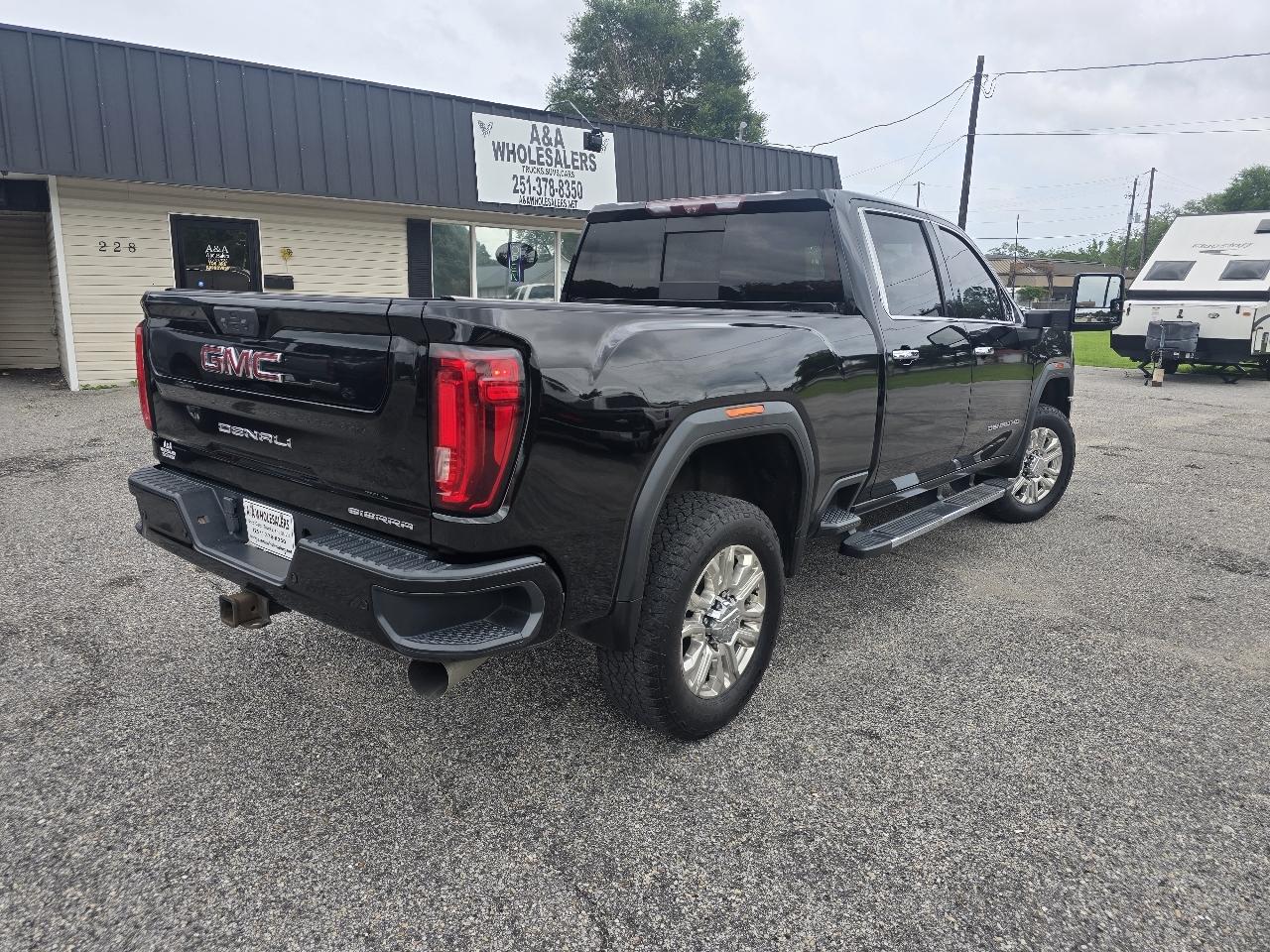 GMC Sierra 2500HD Denali Crew Cab 4WD 2020