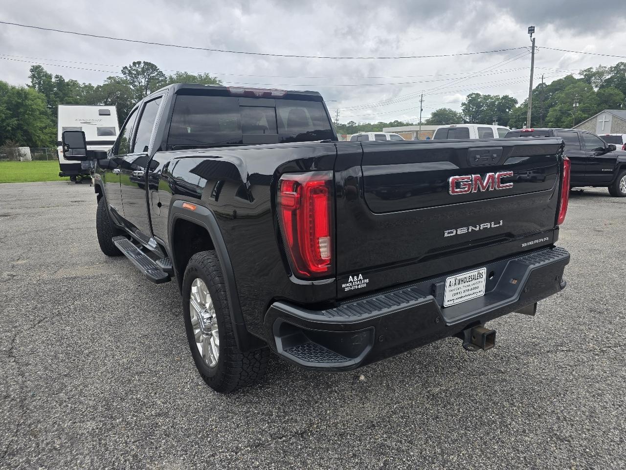 GMC Sierra 2500HD Denali Crew Cab 4WD 2020