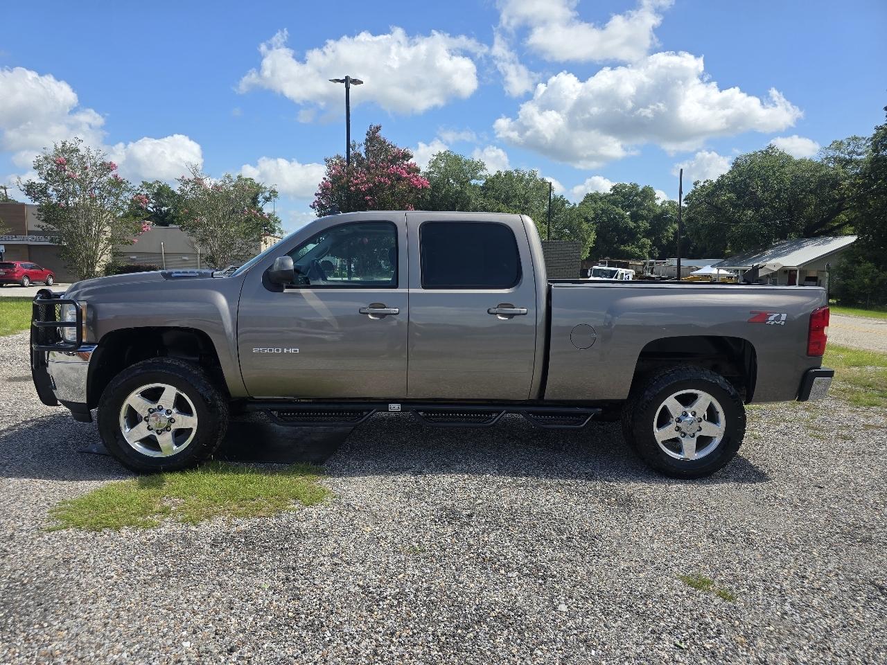 2014 Chevrolet Silverado 2500HD LTZ Crew Cab 4WD