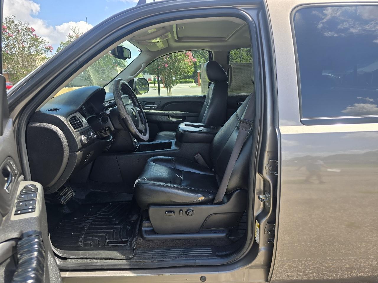 Chevrolet Silverado 2500HD LTZ Crew Cab 4WD 2014