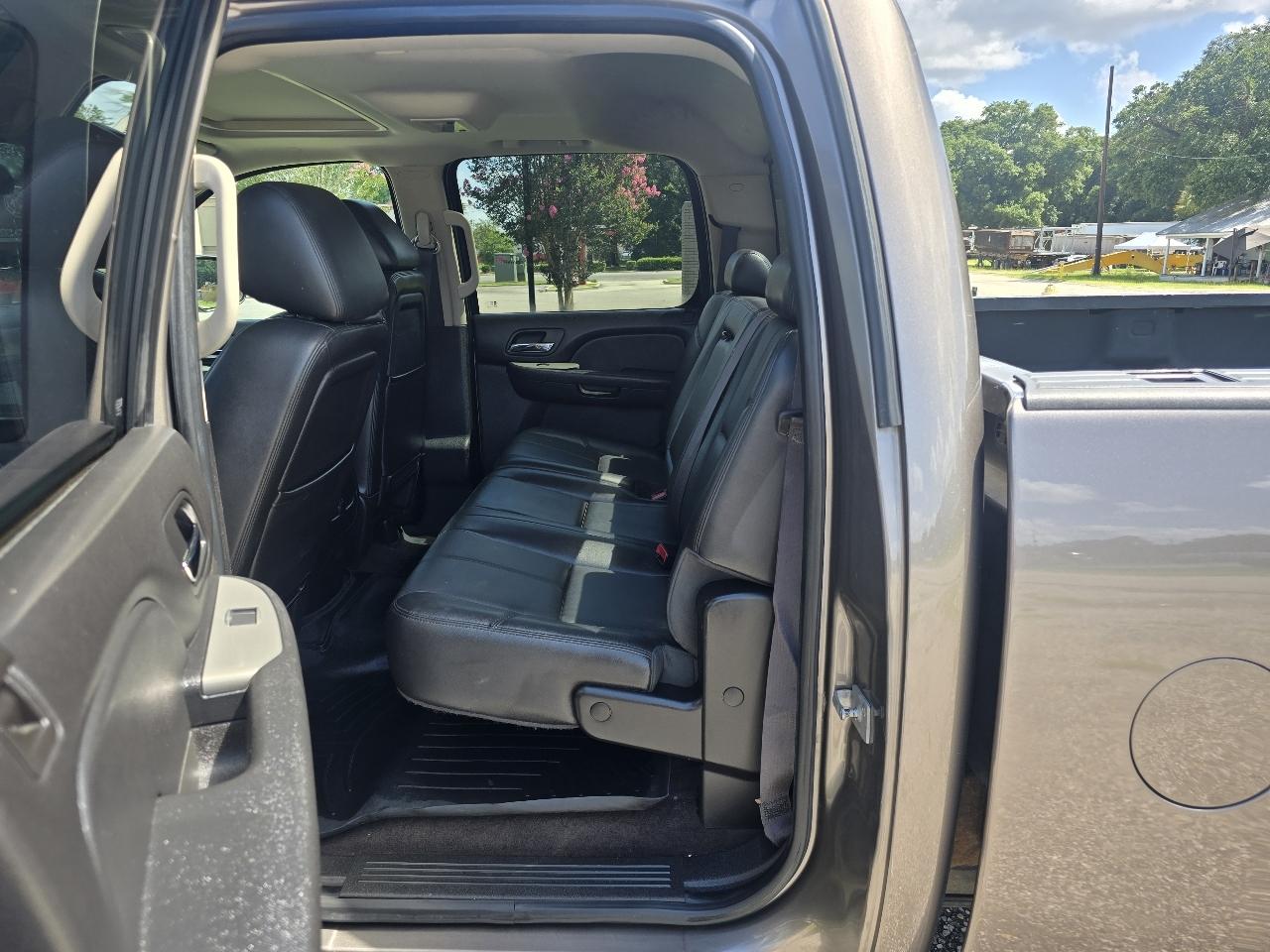 Chevrolet Silverado 2500HD LTZ Crew Cab 4WD 2014