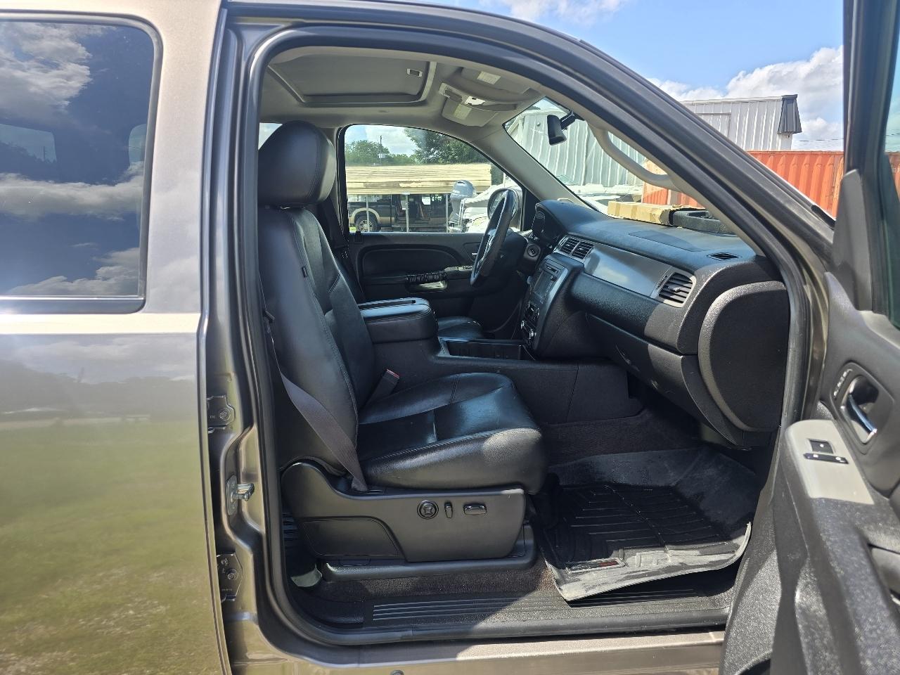 Chevrolet Silverado 2500HD LTZ Crew Cab 4WD 2014