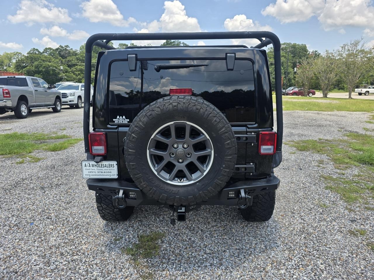 Jeep Wrangler Unlimited Sahara 4WD 2015