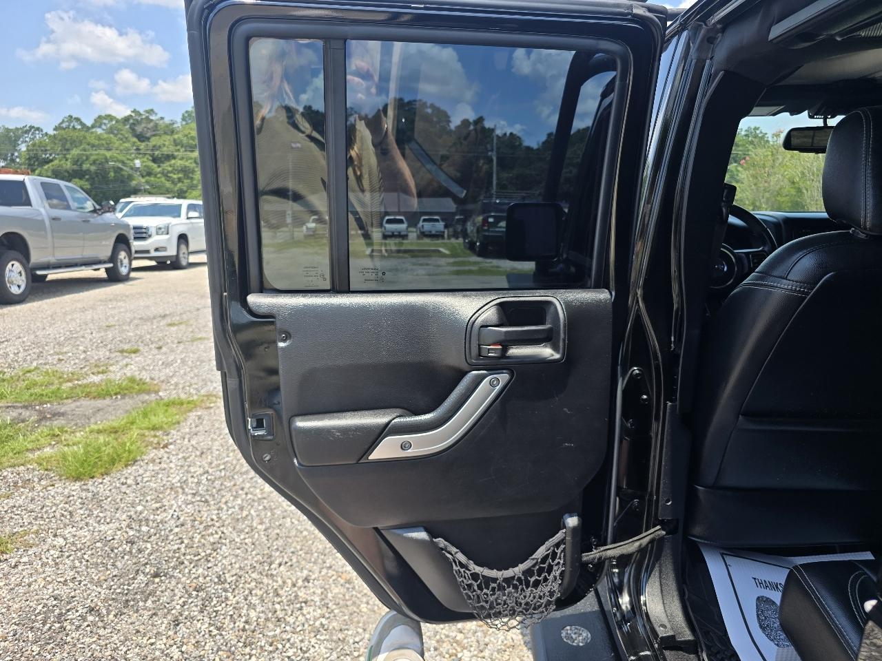 Jeep Wrangler Unlimited Sahara 4WD 2015