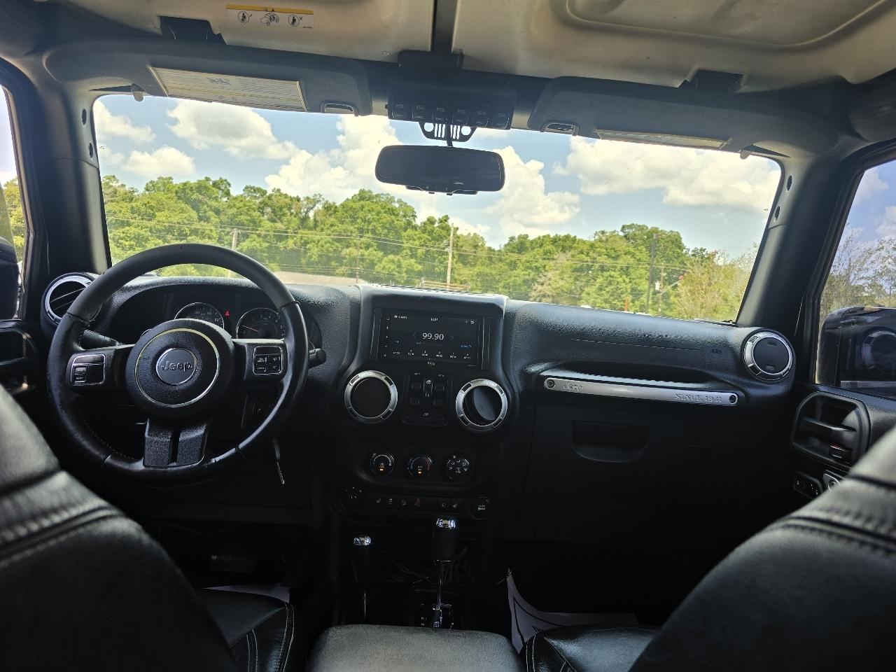 Jeep Wrangler Unlimited Sahara 4WD 2015