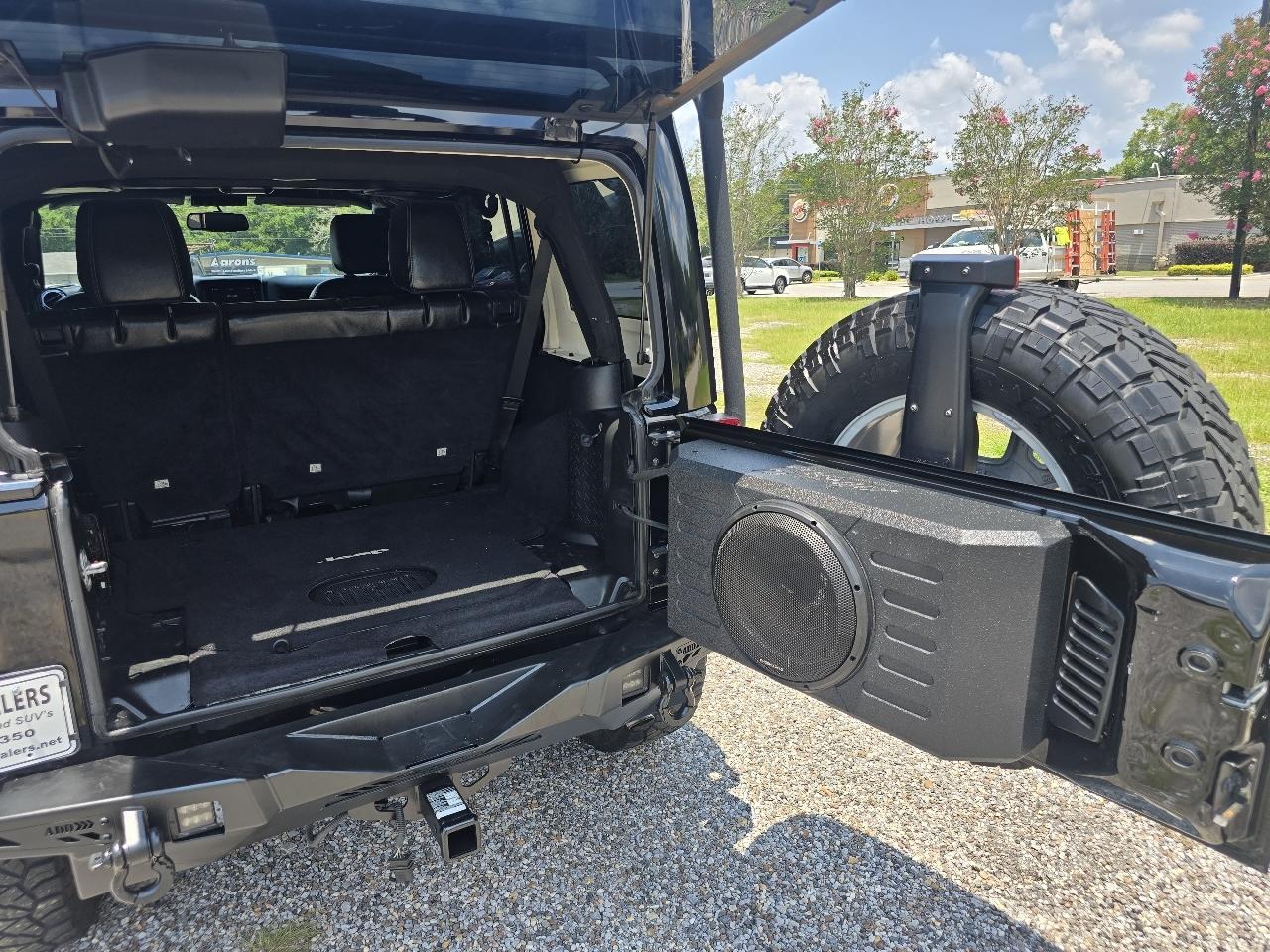 Jeep Wrangler Unlimited Sahara 4WD 2015