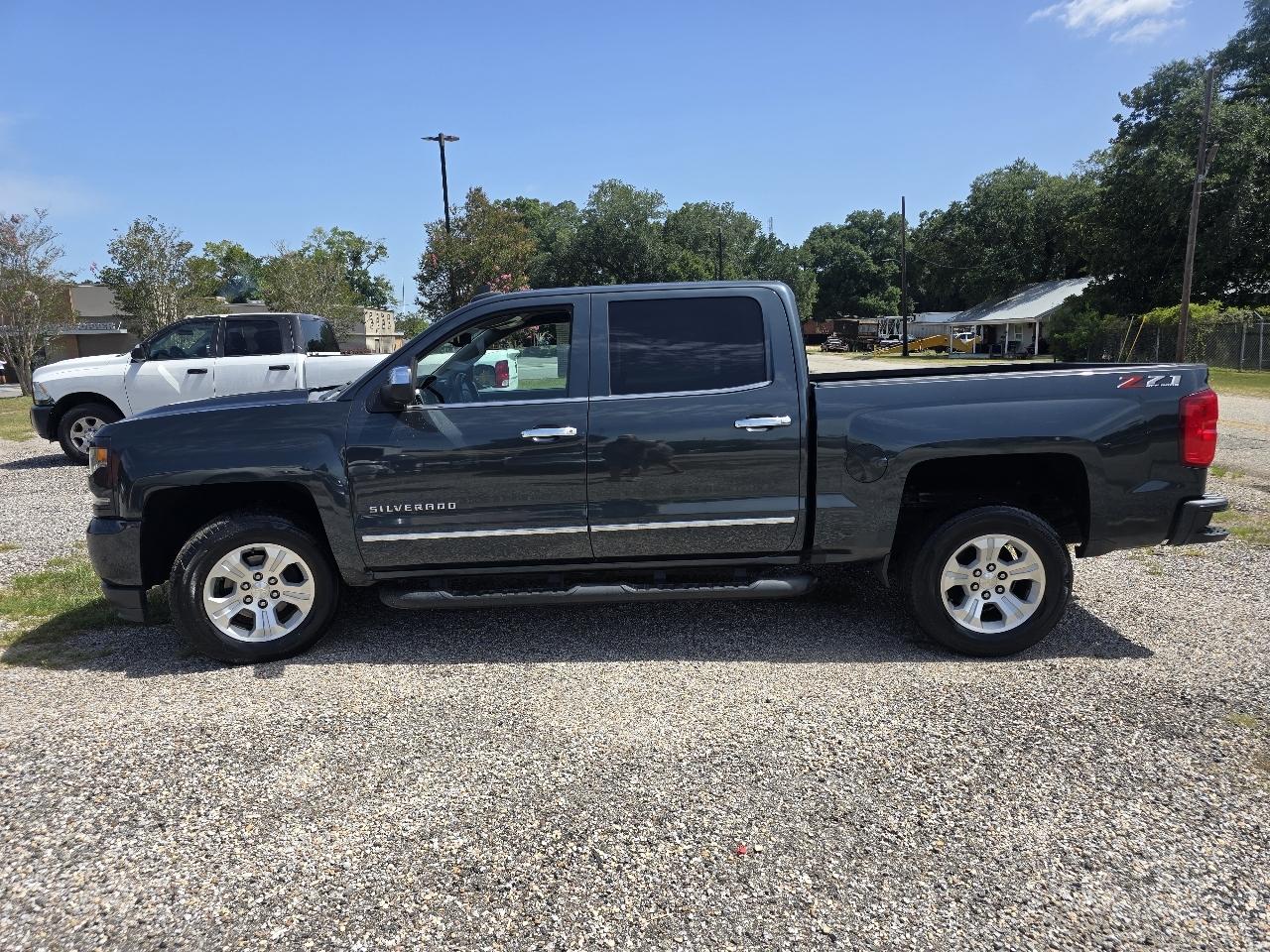 2018 Chevrolet Silverado 1500 LTZ Crew Cab 4WD