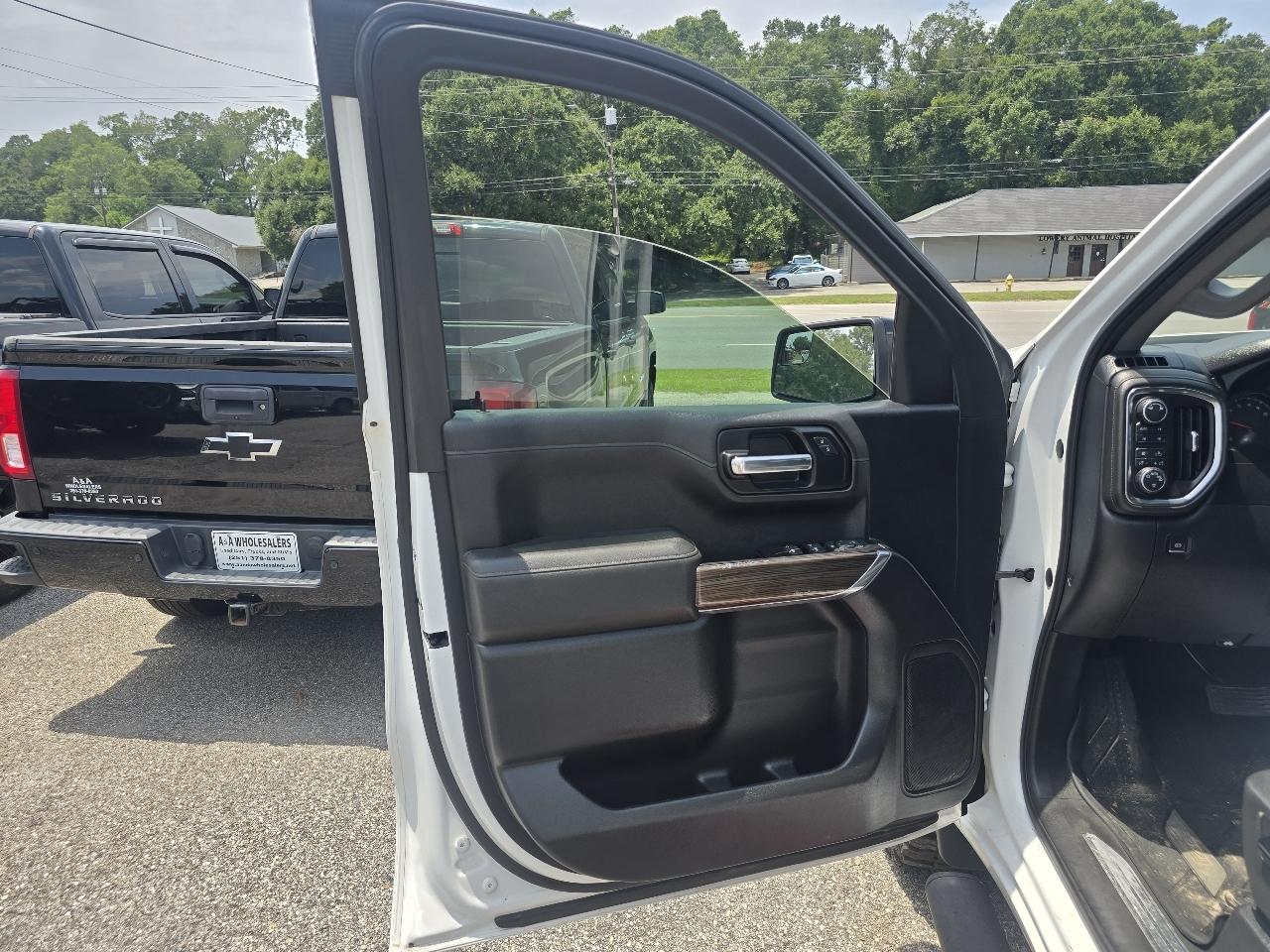 Chevrolet Silverado 1500 Trail Boss LT Crew Cab 4WD 2019