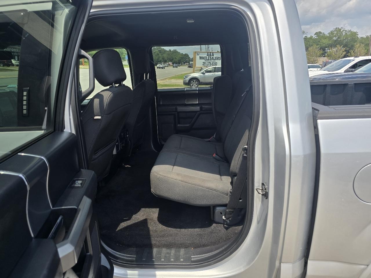 Ford F-150 XLT SuperCrew 4WD 2018