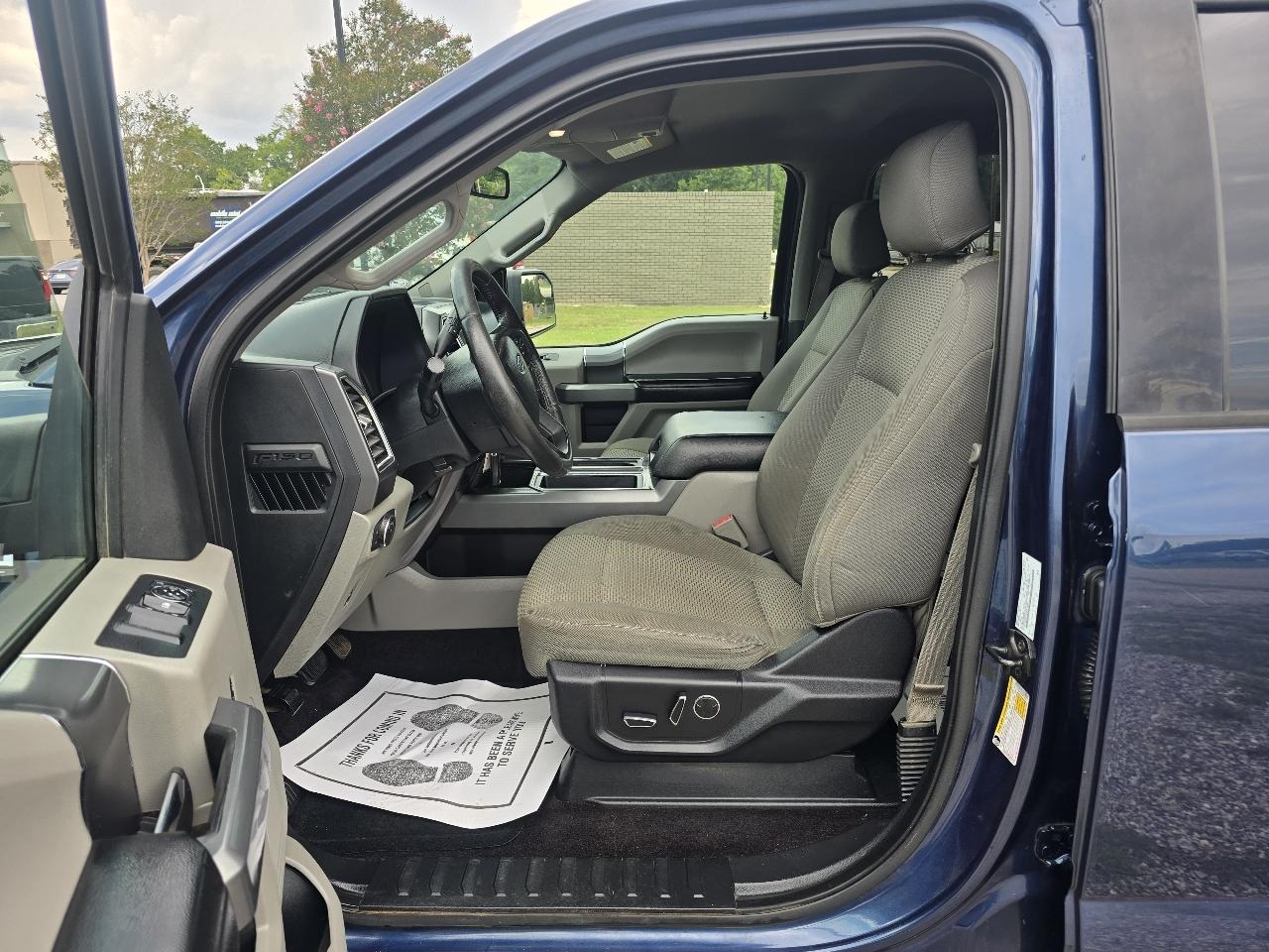 Ford F-150 XLT SuperCrew 4WD 2016