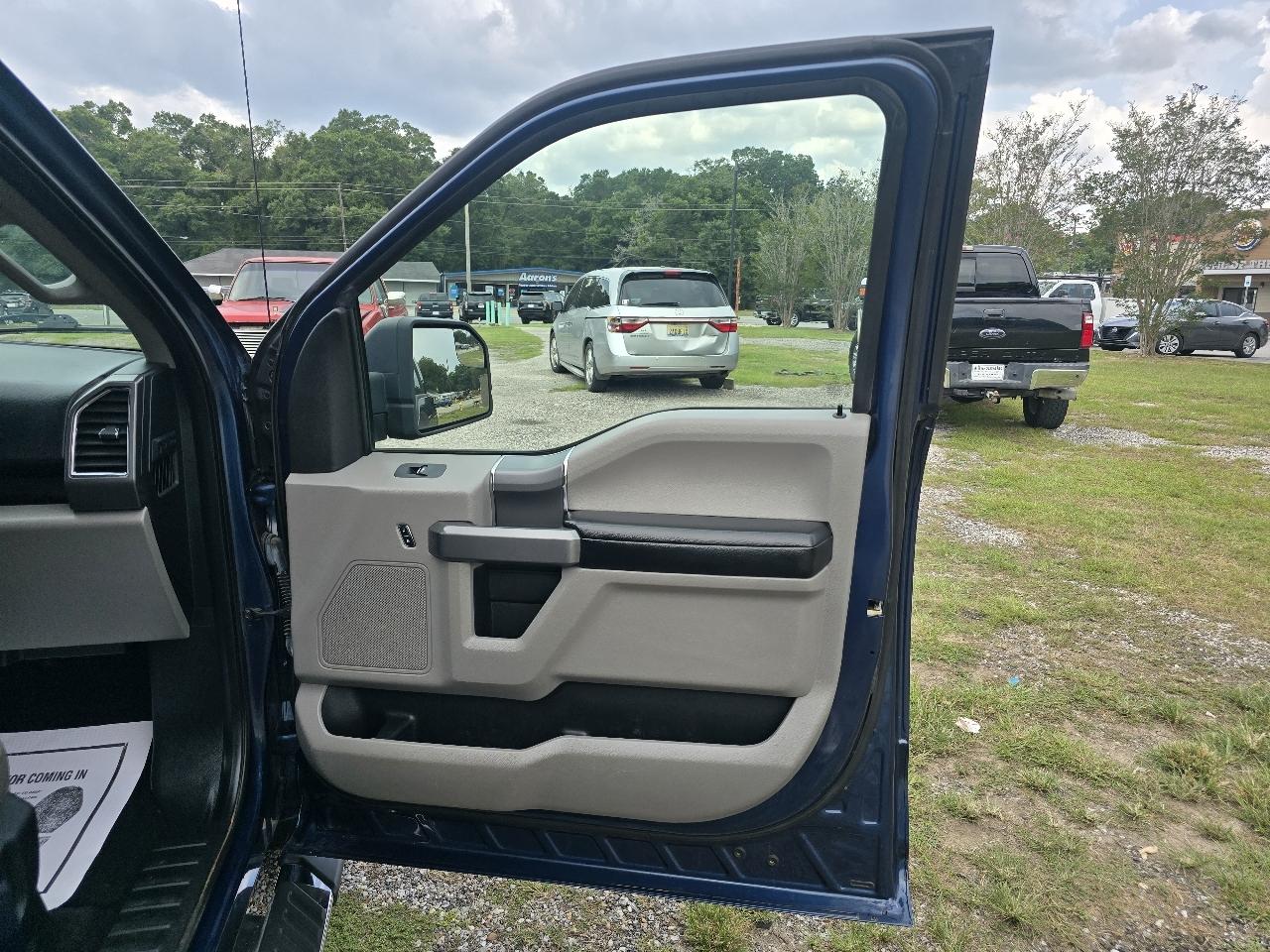 Ford F-150 XLT SuperCrew 4WD 2016