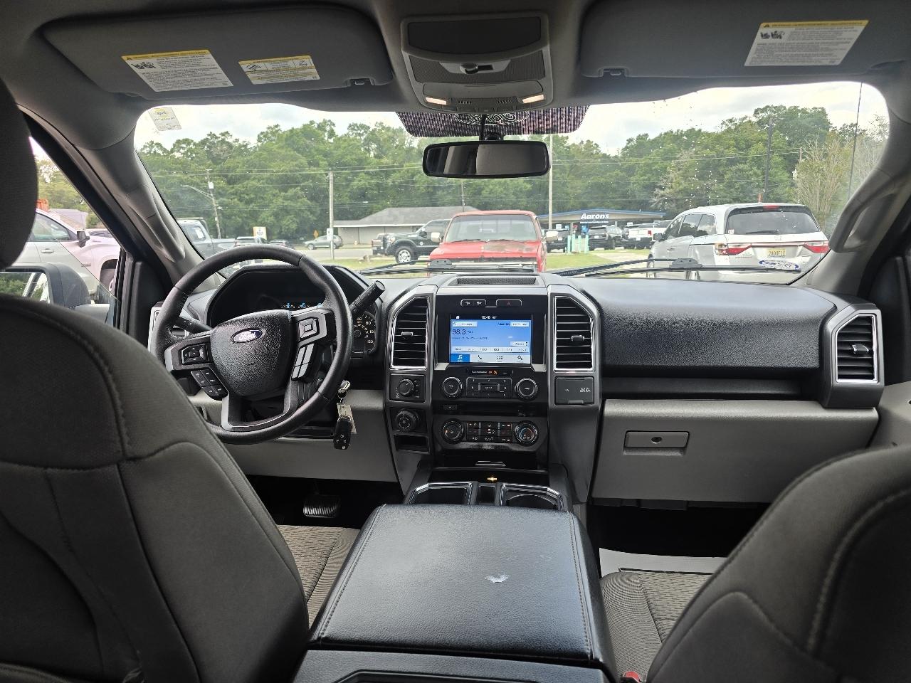 Ford F-150 XLT SuperCrew 4WD 2016
