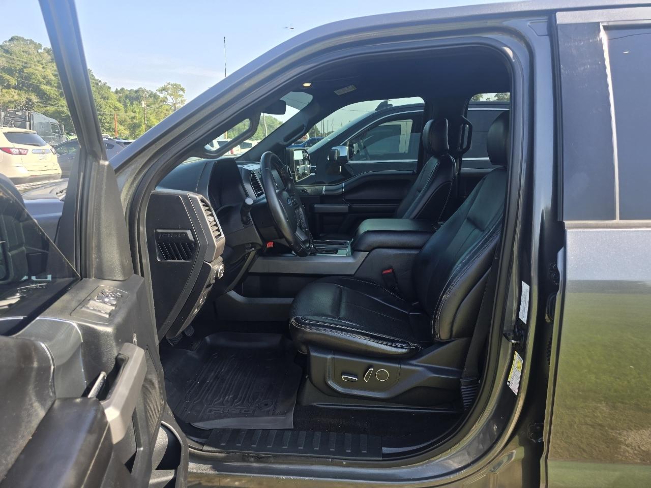 Ford F-150 XLT SuperCrew 4WD 2018