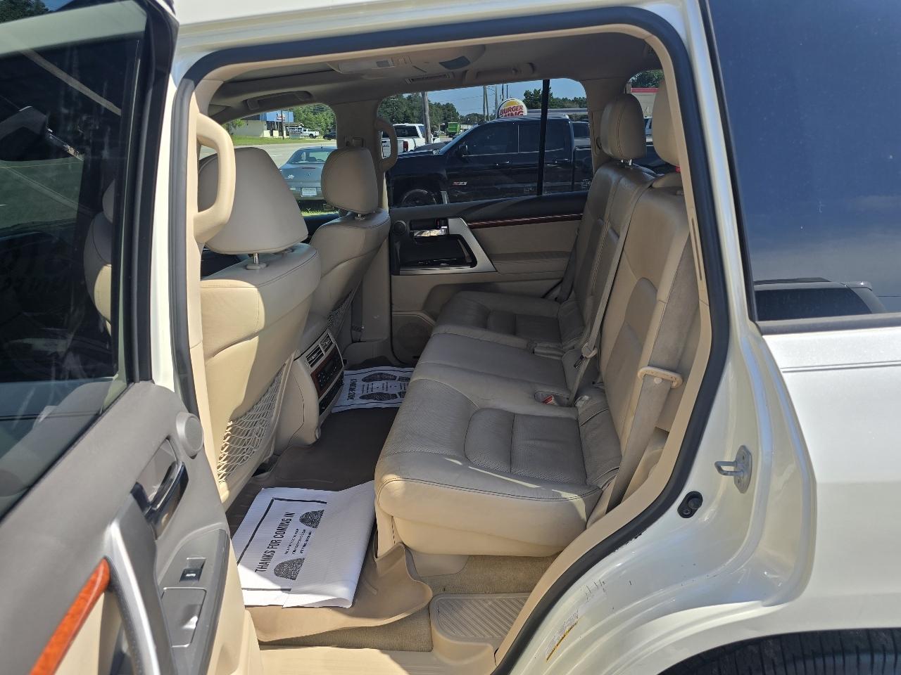 Toyota Land Cruiser 4WD 2013