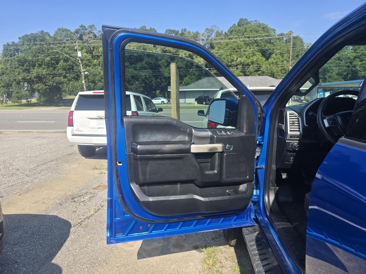 Ford F-150 Lariat SuperCrew 4WD 2016