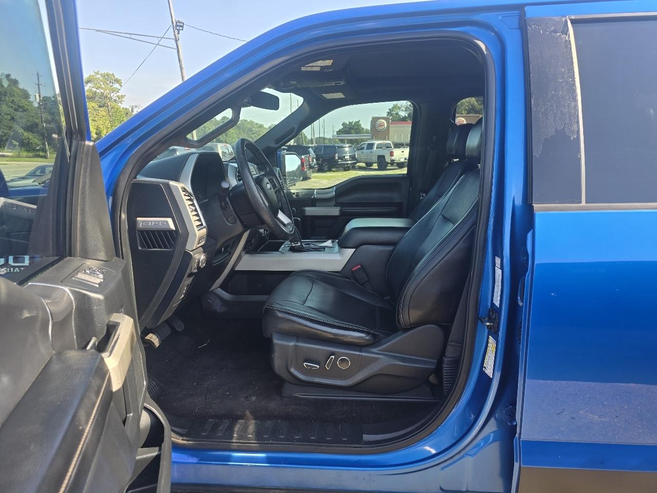 Ford F-150 Lariat SuperCrew 4WD 2016