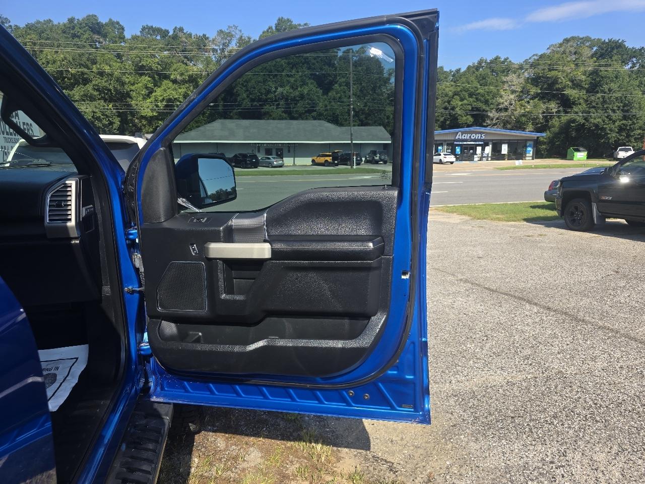 Ford F-150 Lariat SuperCrew 4WD 2016