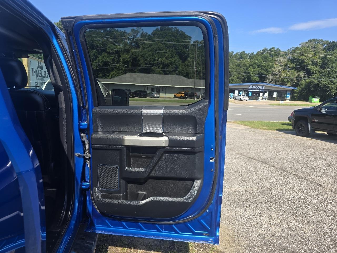 Ford F-150 Lariat SuperCrew 4WD 2016