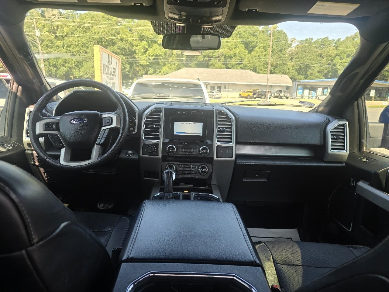 Ford F-150 Lariat SuperCrew 4WD 2016