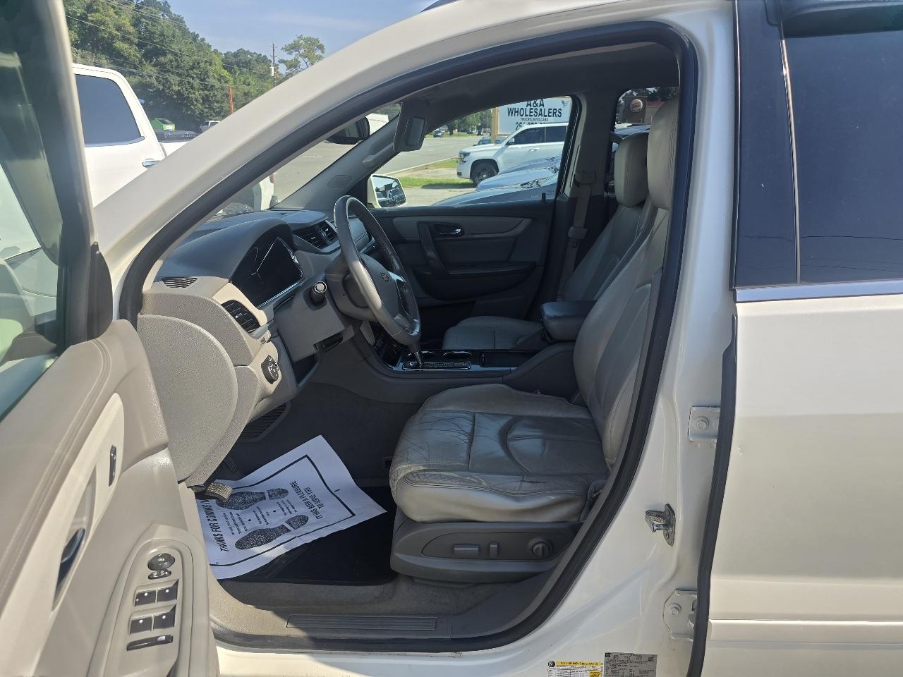 Chevrolet Traverse 2LT FWD 2014