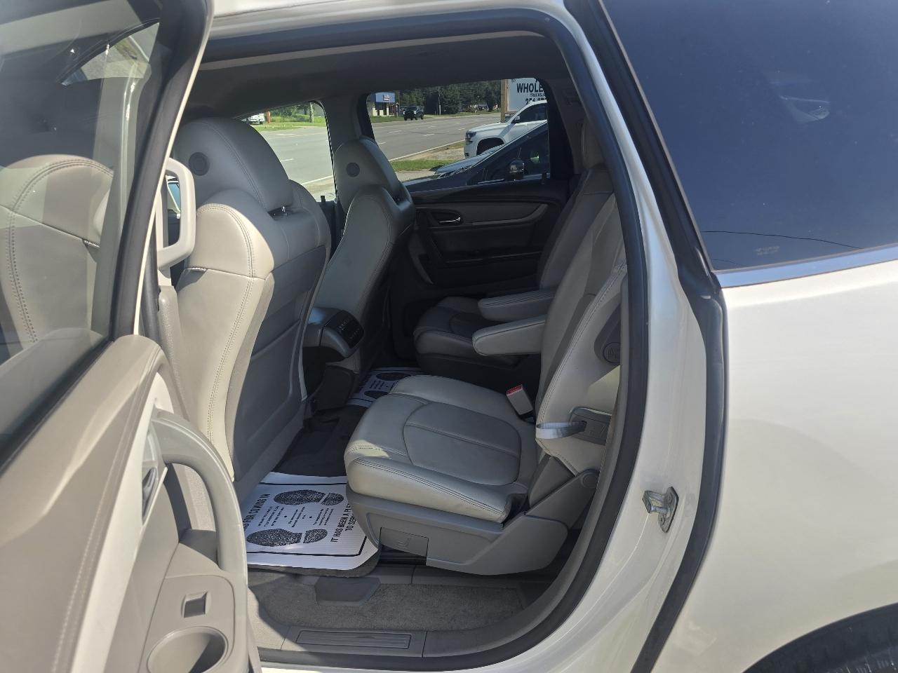 Chevrolet Traverse 2LT FWD 2014