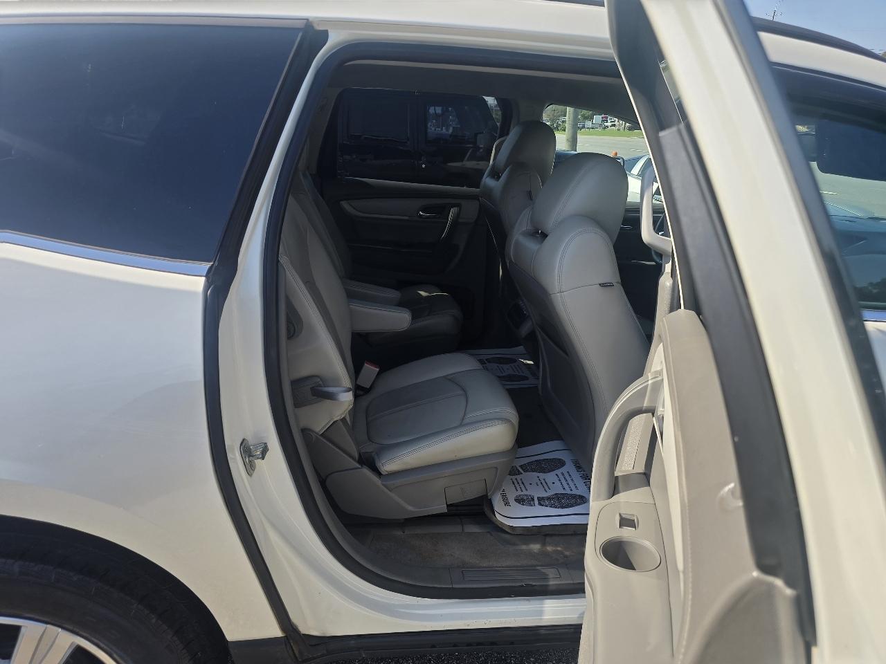 Chevrolet Traverse 2LT FWD 2014