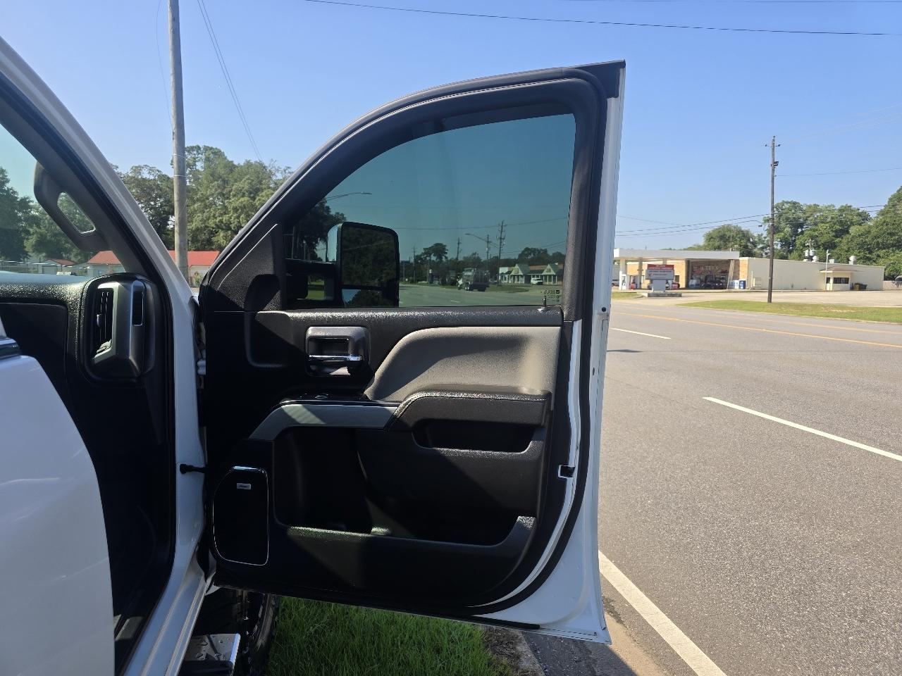 Chevrolet Silverado 2500HD LTZ Crew Cab 4WD 2016