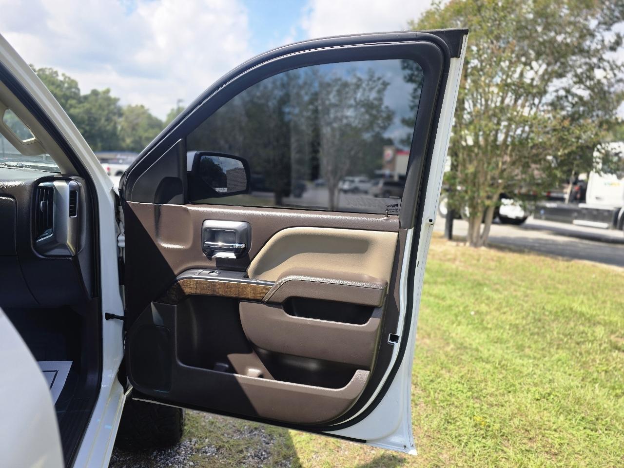 Chevrolet Silverado 1500 1LT Crew Cab 2WD 2016