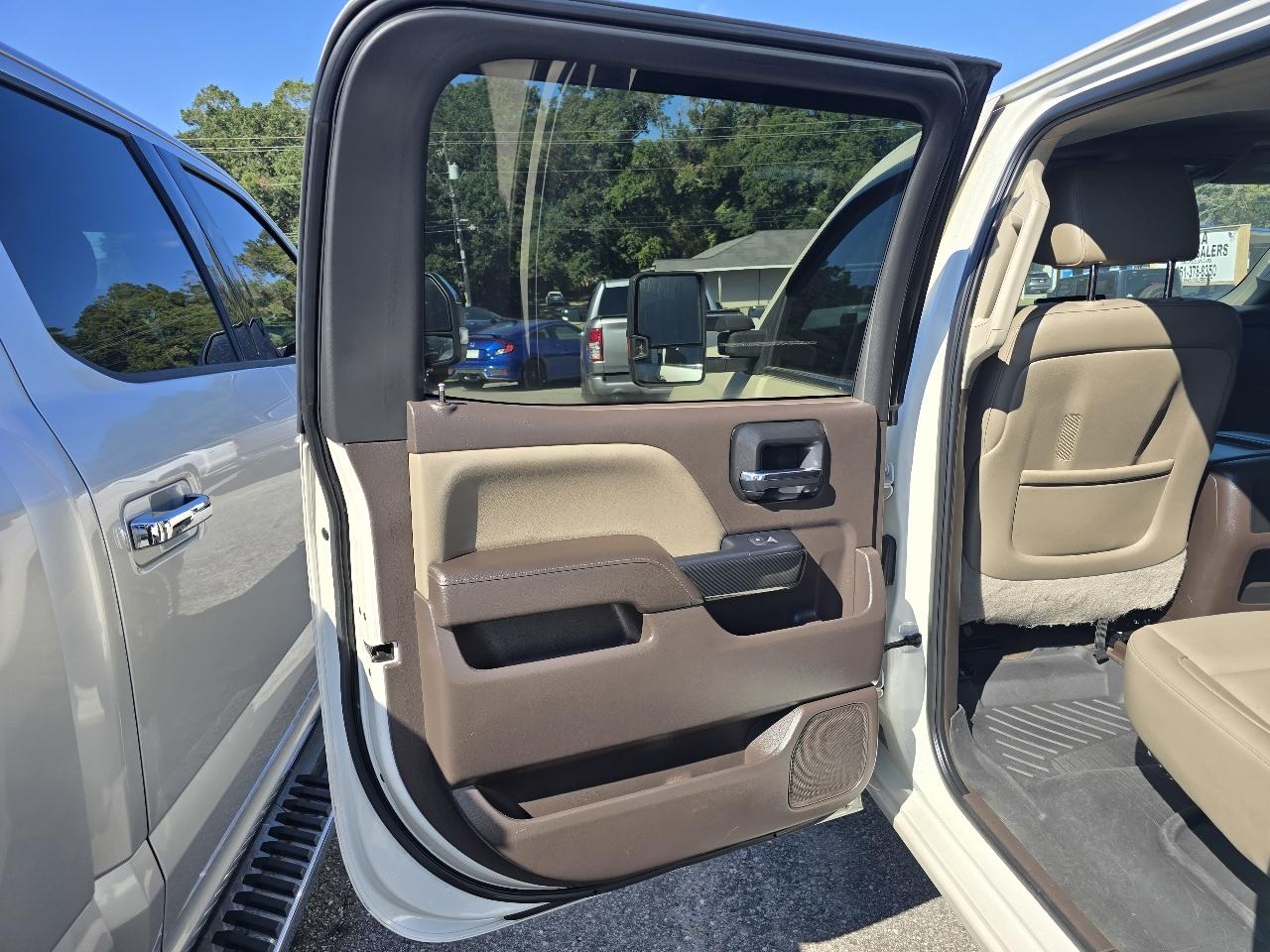 Chevrolet Silverado 1500 LTZ Crew Cab 4WD 2015