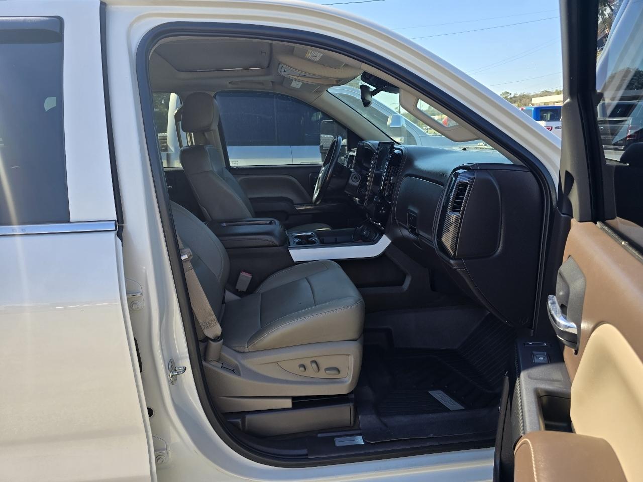 Chevrolet Silverado 1500 LTZ Crew Cab 4WD 2015
