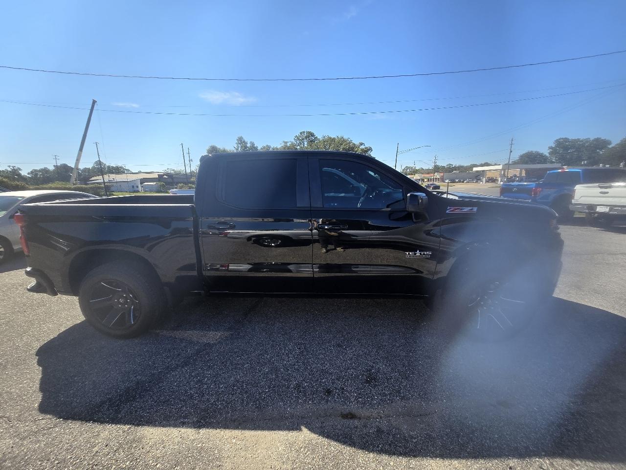 2020 Chevrolet Silverado 1500 RST Crew Cab 4WD