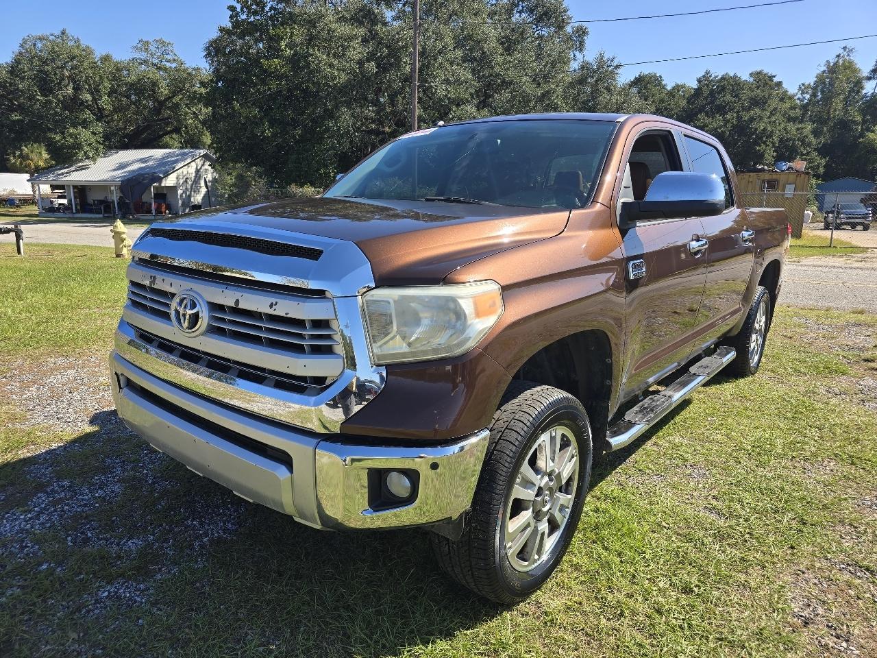 Toyota Tundra Platinum CrewMax 5.7L FFV 4WD 2014