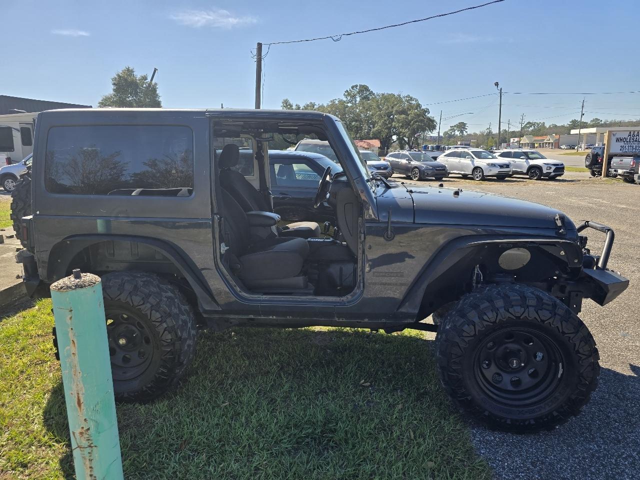 Jeep Wrangler Sport 4WD 2016