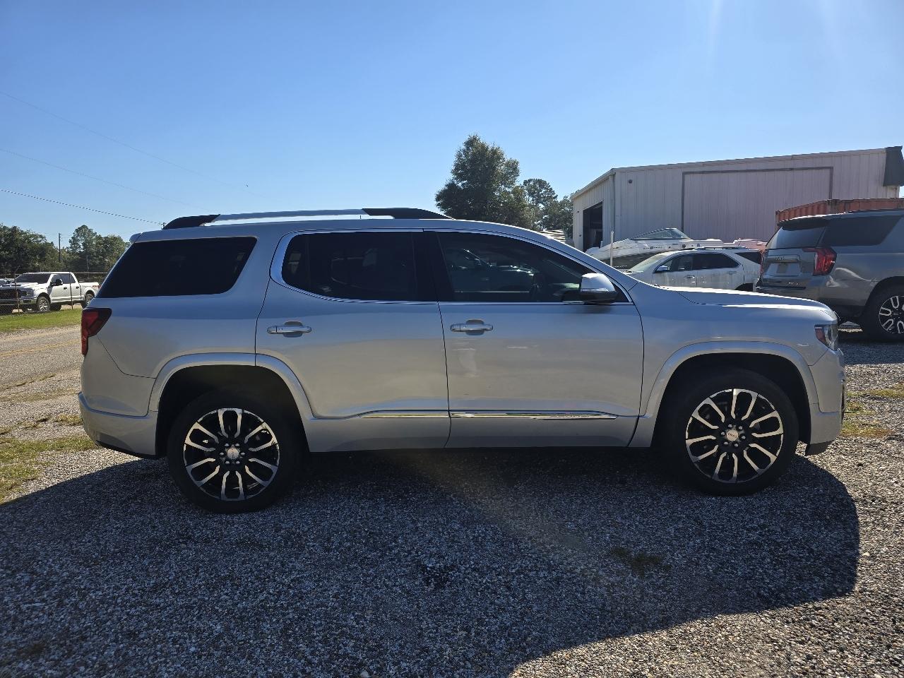 GMC Acadia Denali AWD 2020